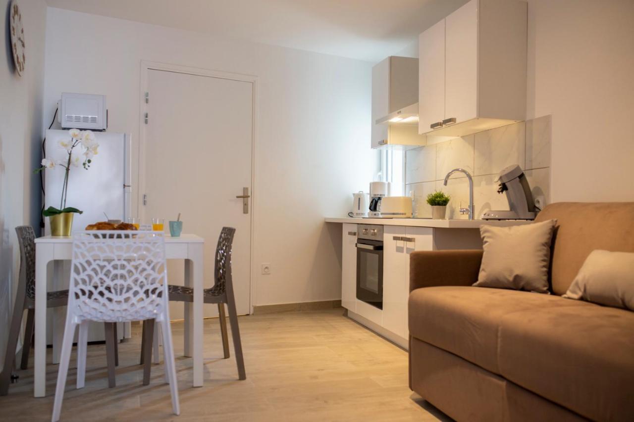 Apartamento LOC TROTTEUR LE FLEUR DES CHAMPS F2 cosy, gare SNCF de Lourdes Exterior foto